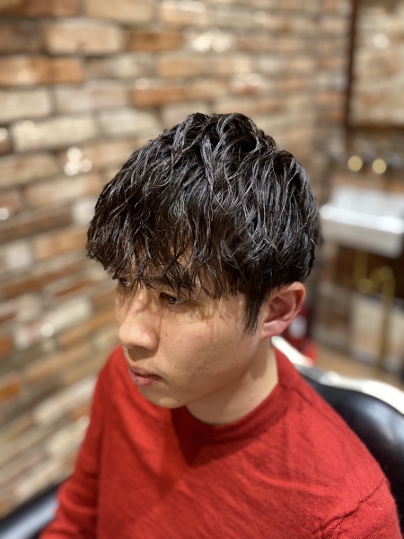 緩めのツイストスパイラルパーマ