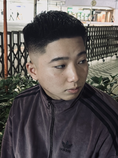 新年はスキンフェードで印象刷新