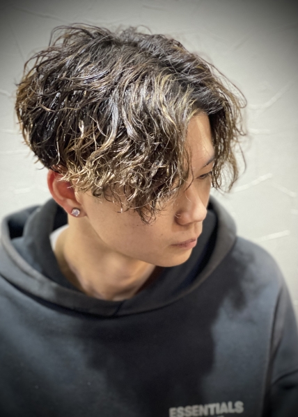 センターパート×ソフトツイスト
