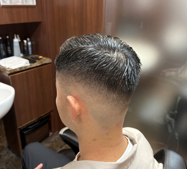 「冬のフェードで大人の清潔感アップ」