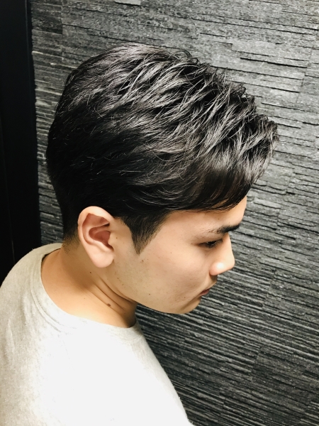 ヘアスタイル紹介【ミディアム編】