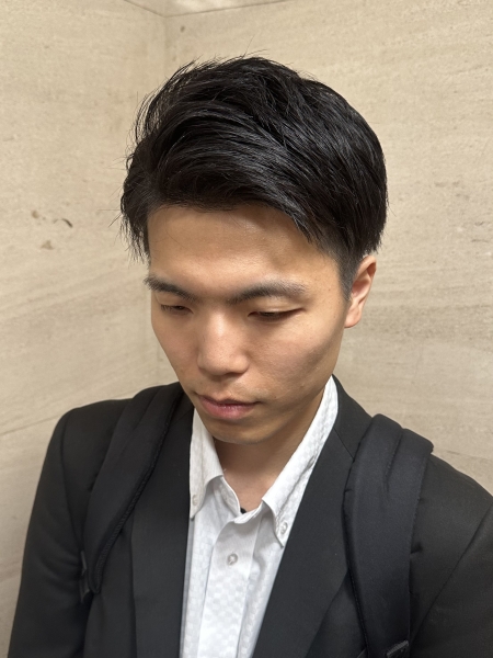 ツーブロックビジネススタイル