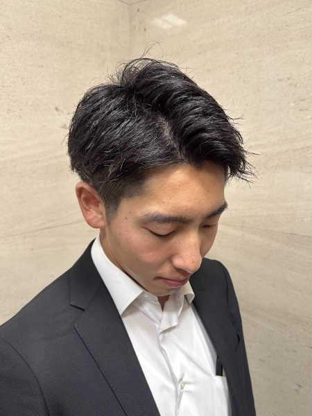 ツーブロックビジネススタイル