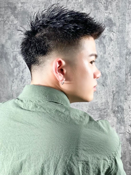 フェザーアップフェード