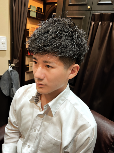 パンチパーマ ヘアカタログ 高級理容室 床屋 ヒロ銀座ヘアーサロン