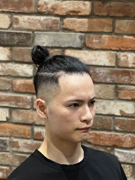 Man bun skin fade 