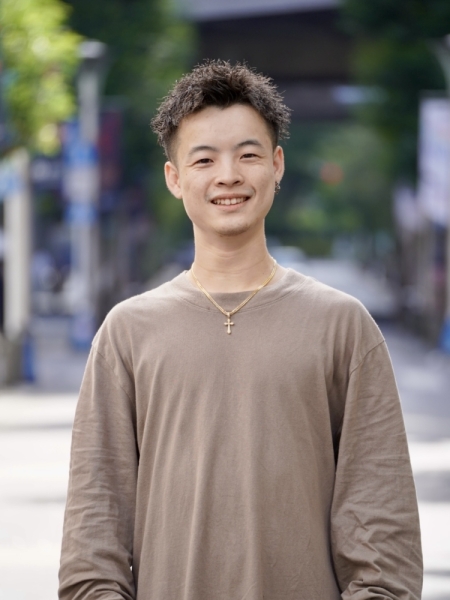 アップバングショート