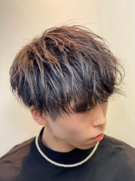 束感ショートマッシュ