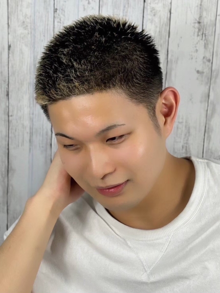 冬服に映える“バズカット”で男らしさUP