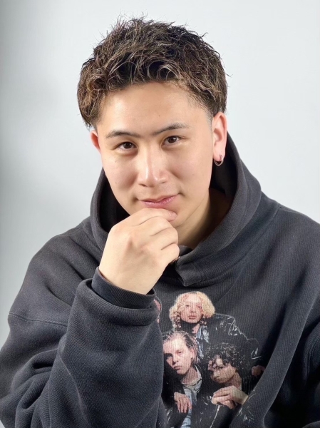 ツヤ束感アップバング