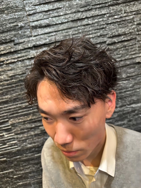 4月はパーマで清潔感