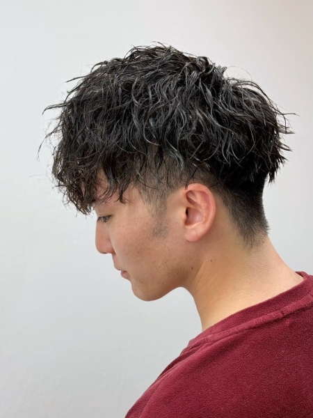 初めてでも失敗しないツイストスパイラルパーマの魅力