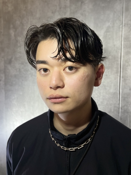  秋はメンズパーマで印象チェンジ