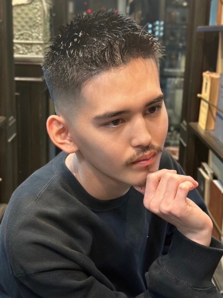 帽子でも崩れにくいベリーショート