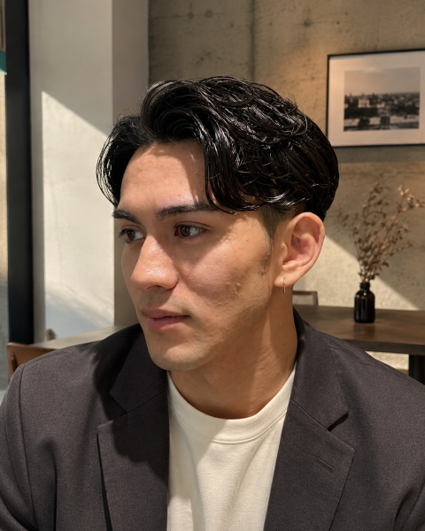 好印象を叶える七三ショート