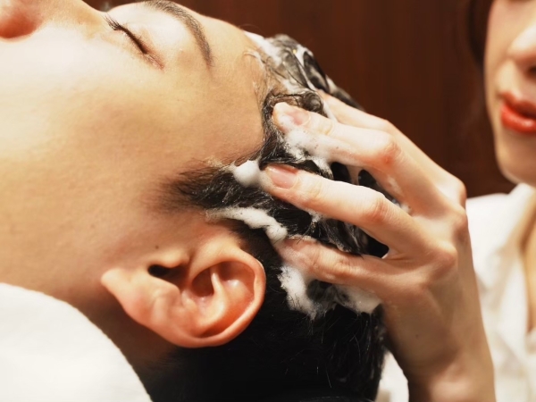 一度で実感できる男の極上ヘッドスパ