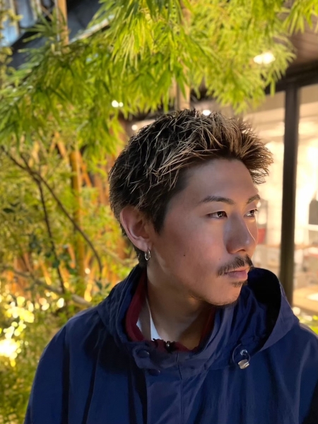 ハイライトで軽やか!秋のスパイキーショート