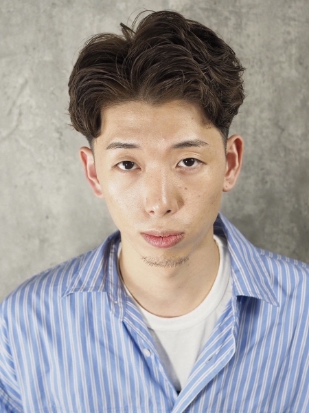 好印象が続く！ビジネス対応ツーブロック