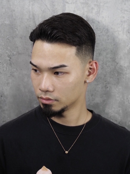 仕事も休日も決まるフェード術