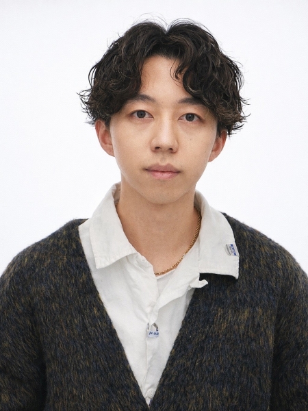 今人気のシャドウパーマとは