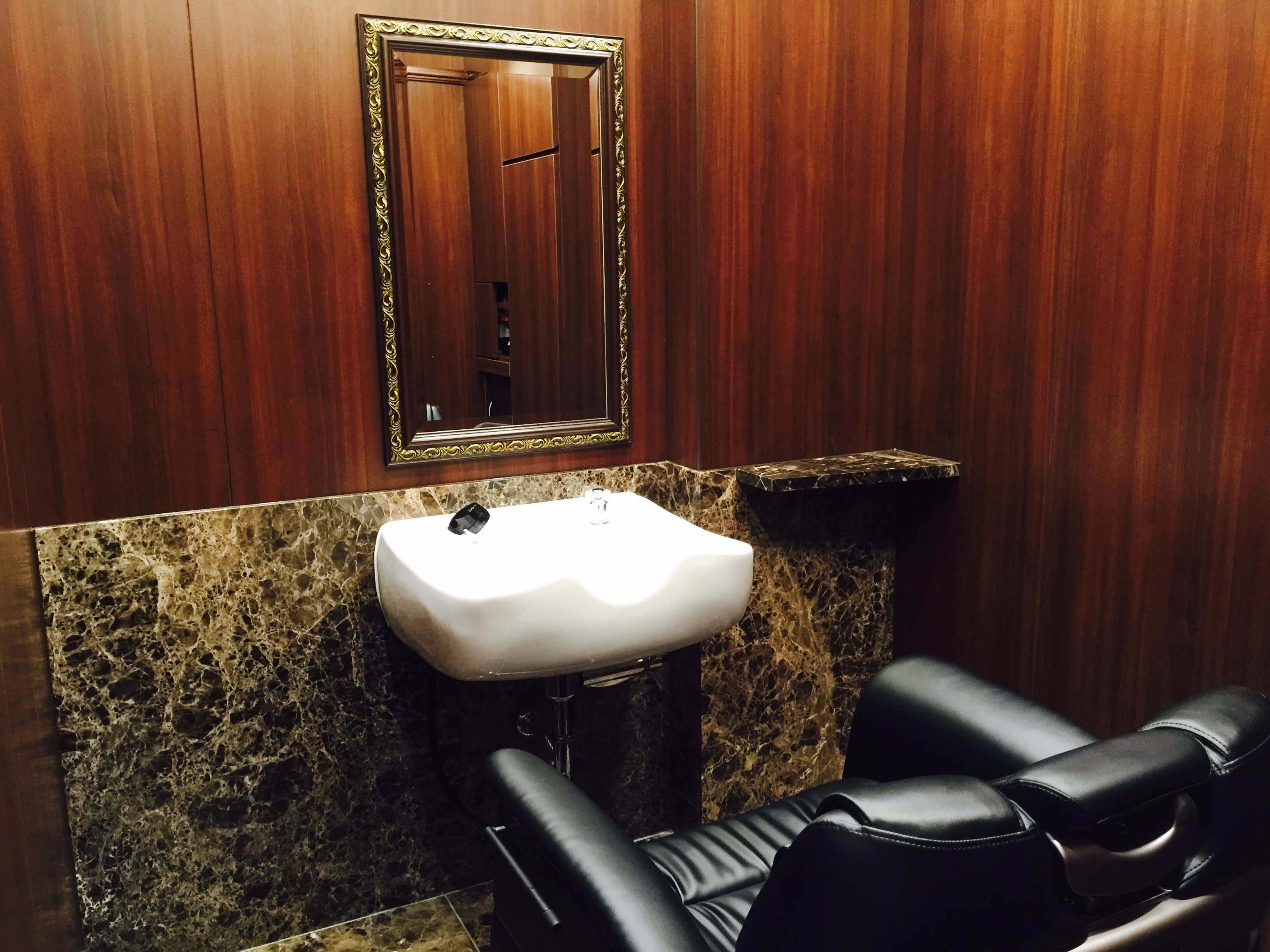 パーマの種類について ブログ Hiro Ginza 五反田店 高級理容室 床屋 ヒロ銀座ヘアーサロン パーマの種類について ブログ Hiro Ginza 五反田店 高級理容室 床屋 ヒロ銀座ヘアーサロン