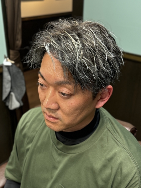 白髪×メッシュ×パーマ