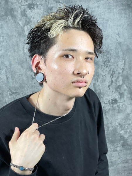 スパイキーショート
