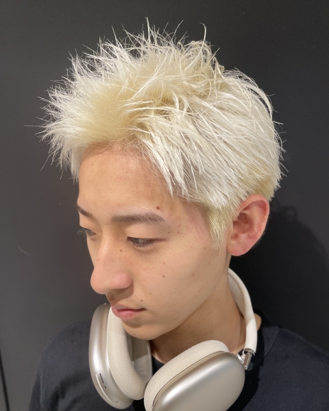 ホワイトスパイキーショート