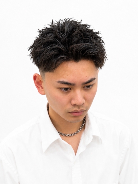 梅雨こそ人気のスパイキーショート