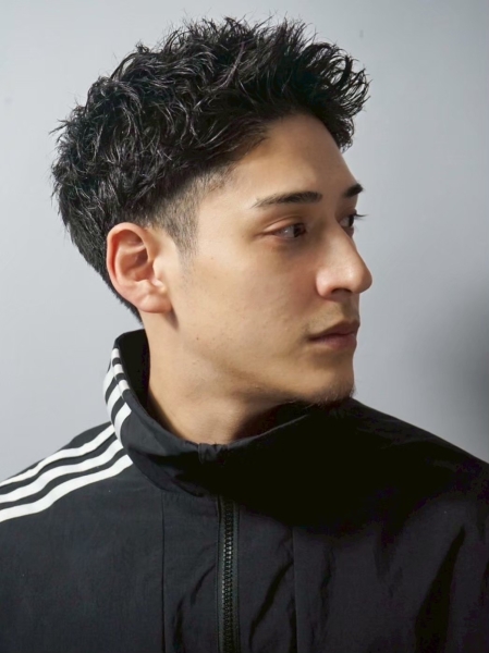 大人男子の新定番！メンズショート×ソフトツイストで好印象に