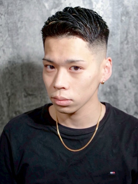 【銀座】フェード×アップバングで清潔感抜群