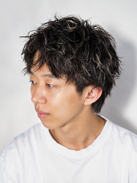 【銀座】無造作感がかっこいいメンズパーマ