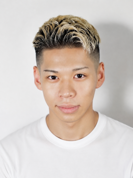 短髪でも差がつくハイトーンフェード