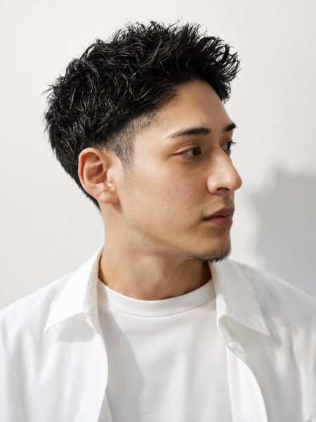 ビジネスにも◎大人の黒髪メンズショート