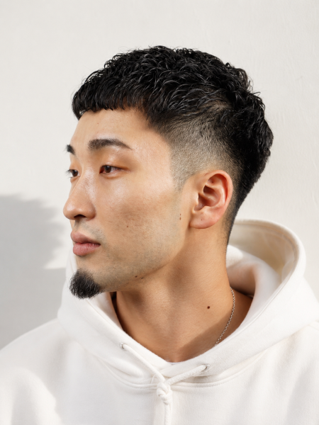 清潔感抜群！大人のフェードショート