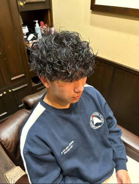 シャドウパーマ