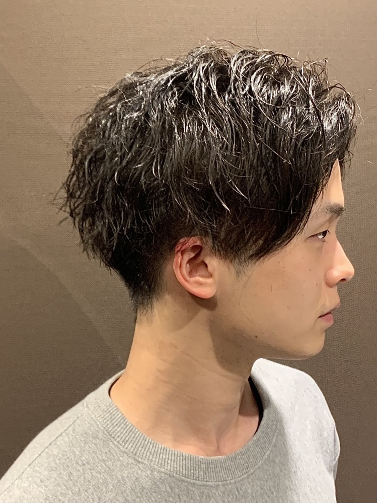 ゆるツイストスパイラルパーマ/港区/六本木/メンズカット｜ヘアカタログ｜高級理容室 床屋 ヒロ銀座ヘアーサロン