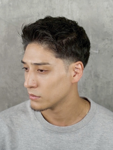 アップバングショート