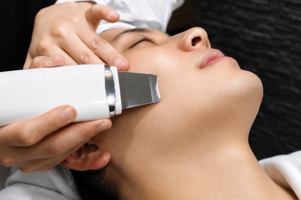 Nam giới có cần chăm sóc da mặt không? Chăm sóc da nam tại barber