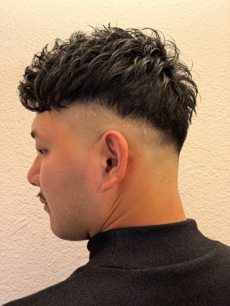 Các kiểu tóc uốn nam｜Middle Part, Mash và Up Bang
