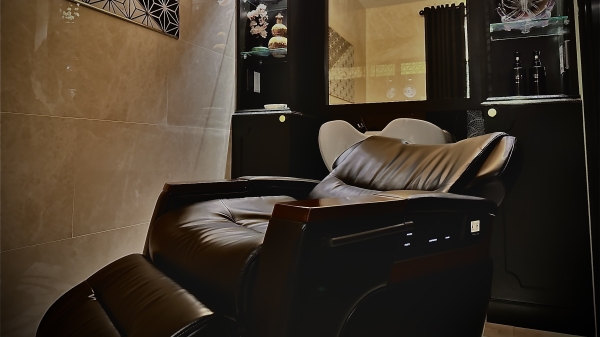 Private Room Barber in District 1, Ho Chi Minh City