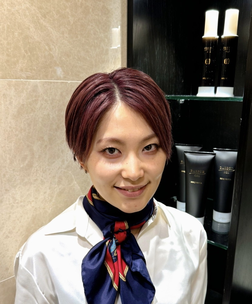Ayaka  (nhà tạo mẫu hàng đầu)