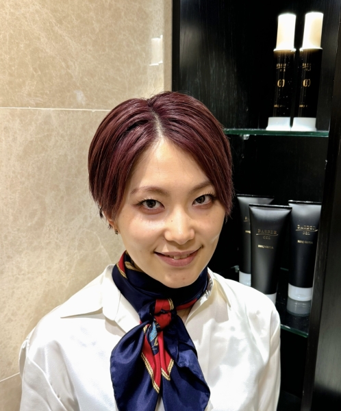 Ayaka  (nhà tạo mẫu hàng đầu)