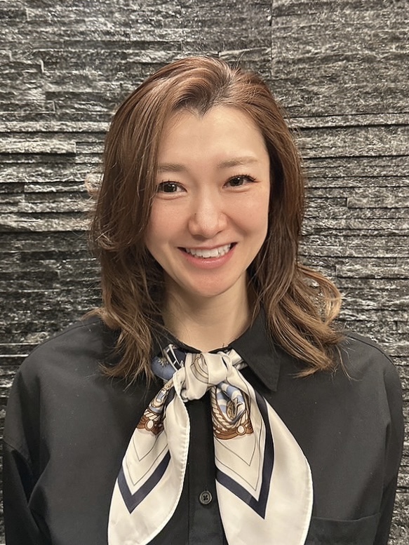 高橋 久美 6月から産休に入ります 表参道店 高級理容室 床屋 ヘアサロン Premium Barber プレミアムバーバー