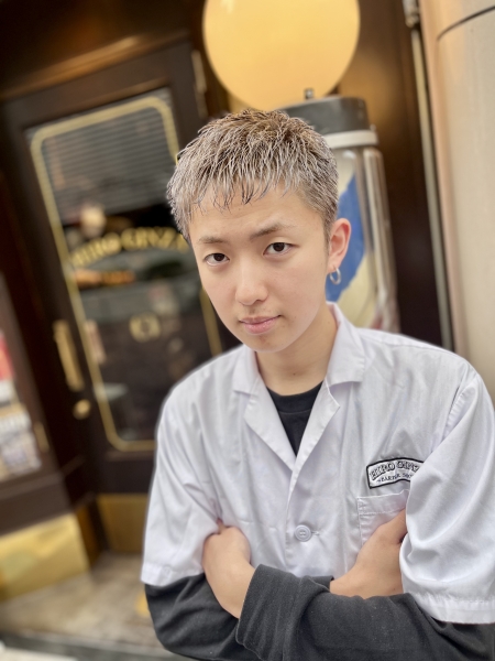 西村　駿