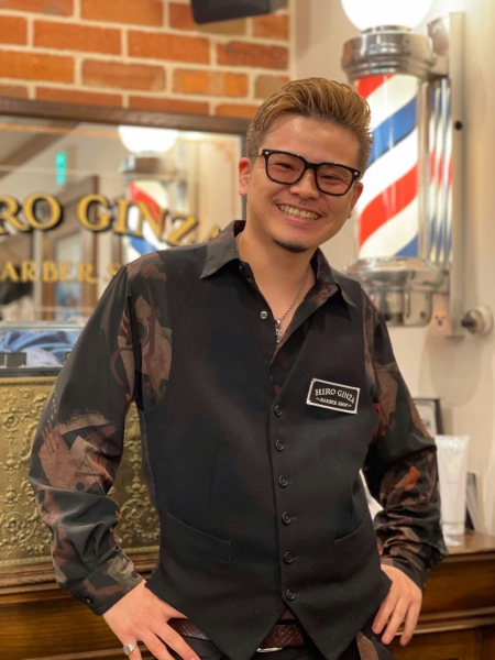 スタッフ Barbershop 新宿店 高級理容室 床屋 ヒロ銀座ヘアーサロン スタッフ Barbershop 新宿店 高級理容室 床屋 ヒロ銀座ヘアーサロン