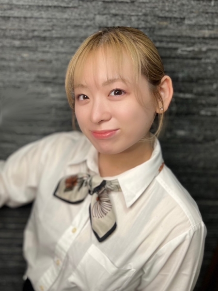 (5/1〜プレミアムバーバー銀座店)尾島杏香