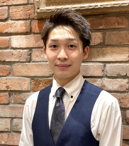 佐藤樹生　　初回指名のみ指名料1650円頂きます。