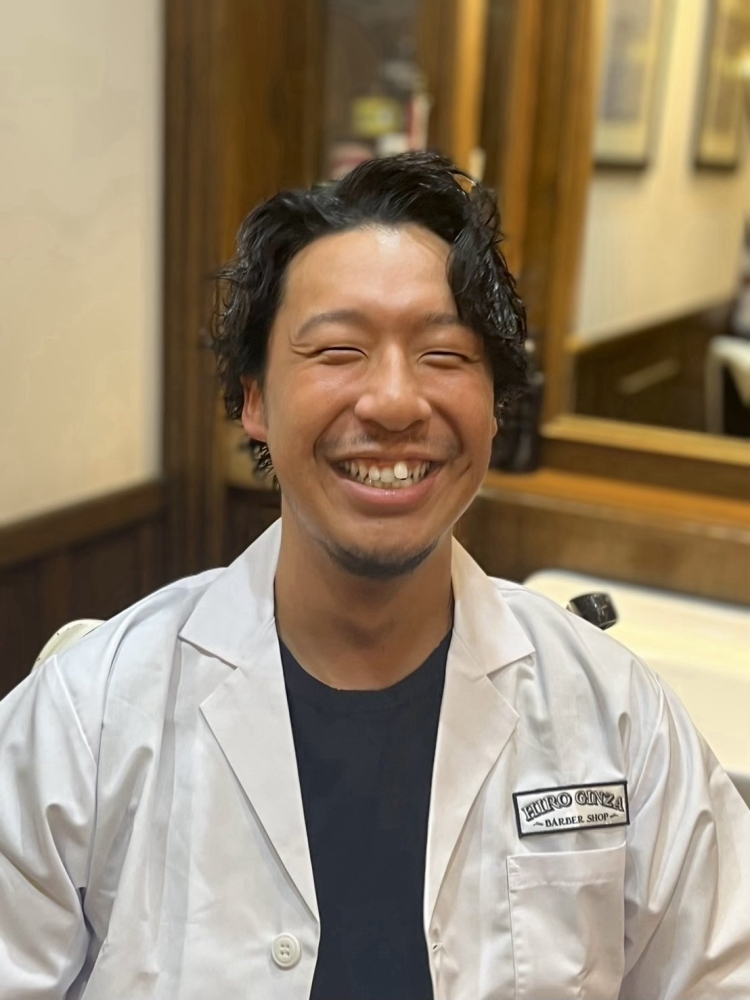 関　盟志亜