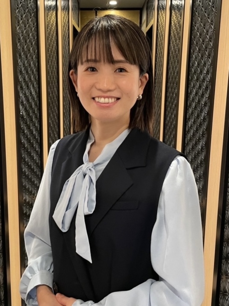 村上 真理子　出勤日:月水木土日　